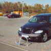 Parkeerbeugel met voetplaat 13 Neerklapbare parkeerbeugel met voetplaat en slot.